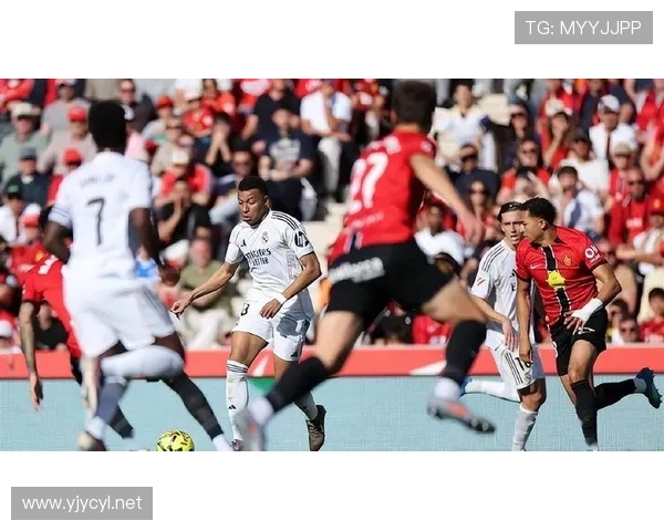 姆巴佩加盟后,皇马进攻体系混乱问题显现,战术磨合面临考验